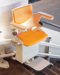 いす式階段昇降機 楽ちん号 KF-W